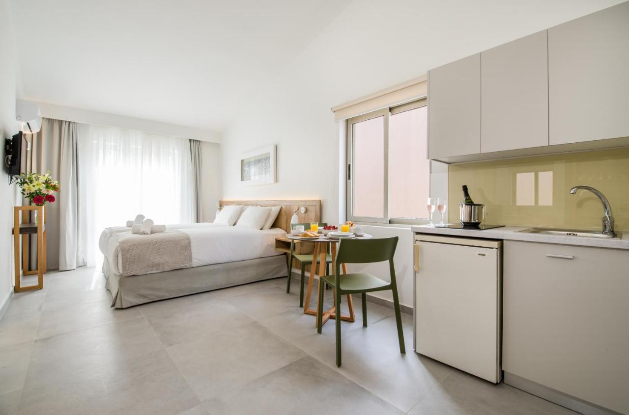 Lotus Hotel Apartments Като Дарацо Екстериор снимка