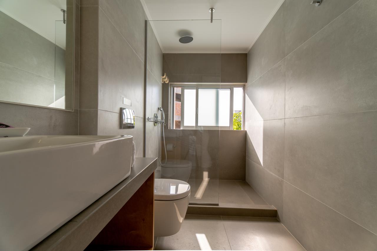Lotus Hotel Apartments Като Дарацо Екстериор снимка