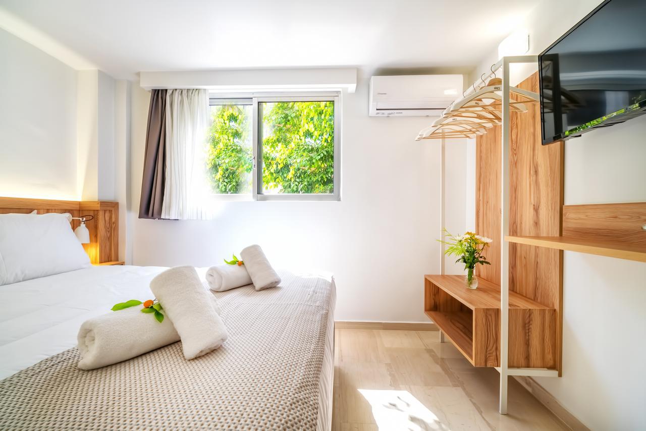 Lotus Hotel Apartments Като Дарацо Екстериор снимка
