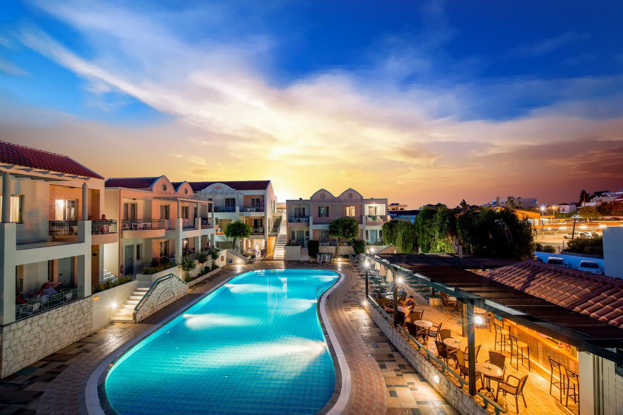 Lotus Hotel Apartments Като Дарацо Екстериор снимка